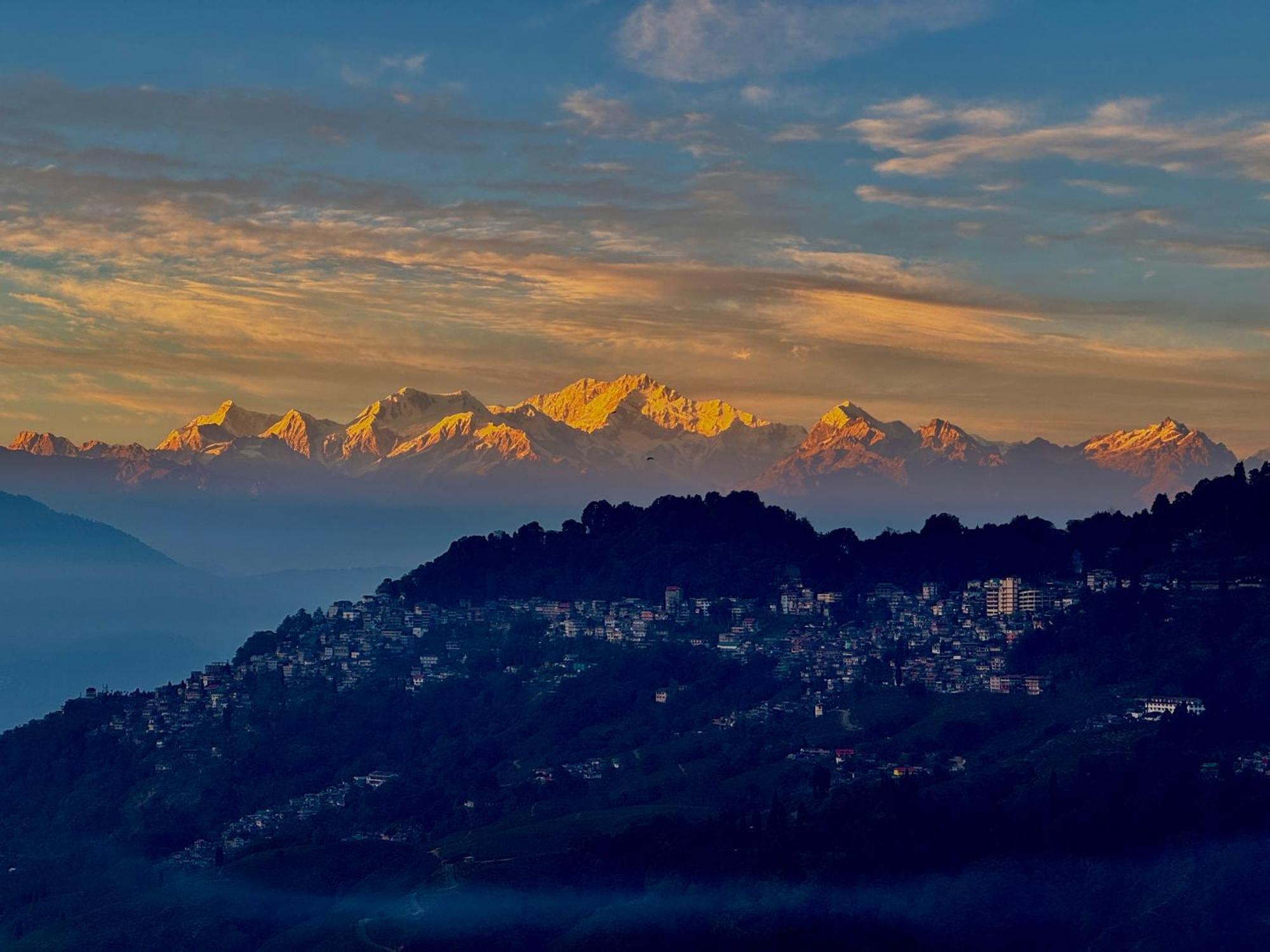 Himalayan Gorkha Retreat II Free Parking Hotel Darjeeling  Exterior photo